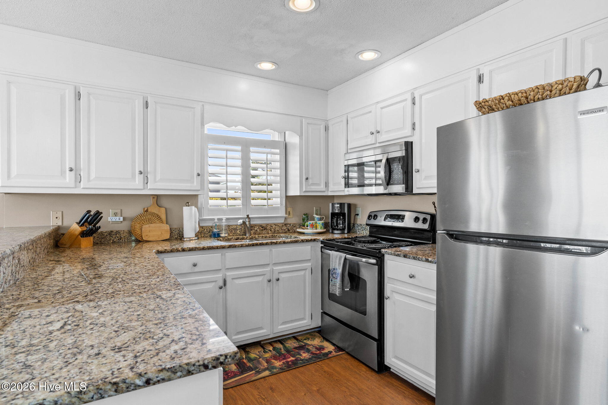1511 Canal Drive