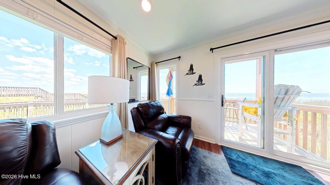 275 W First Street # 1e