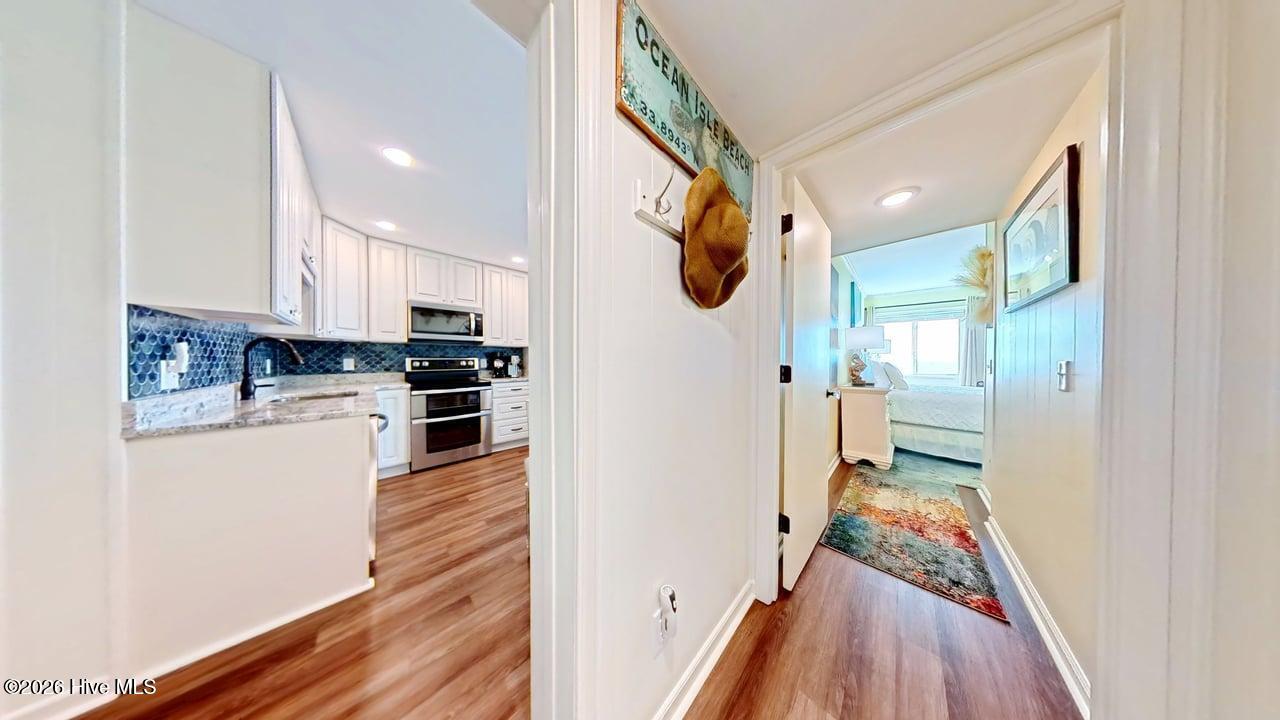 275 W First Street # 1e