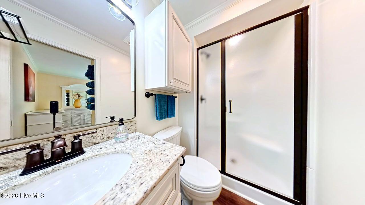 275 W First Street # 1e