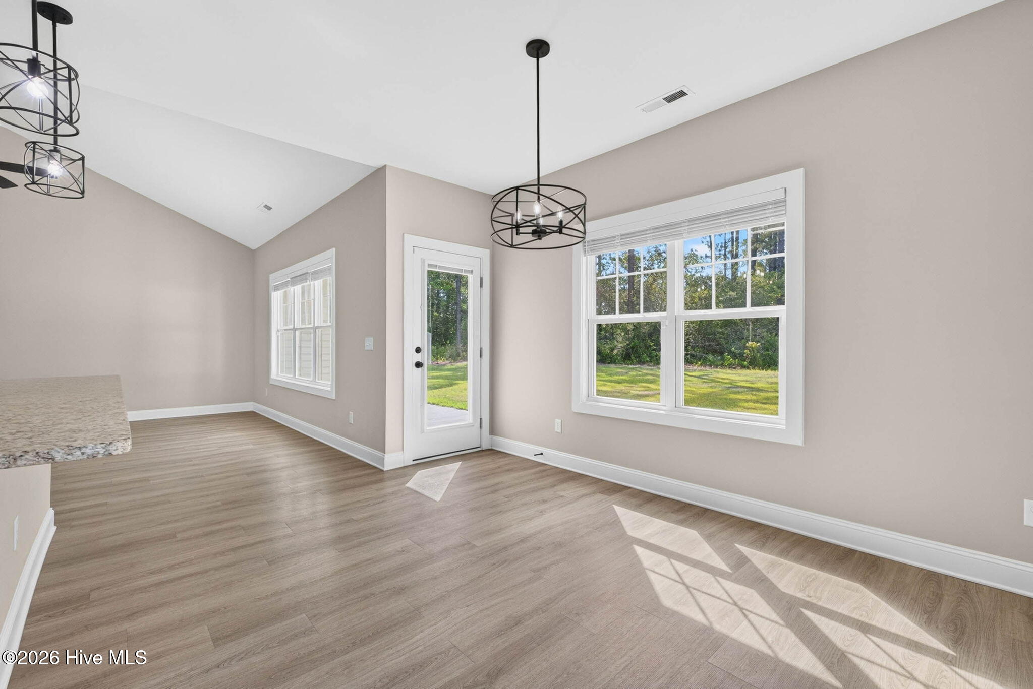 342 Shore Court NW