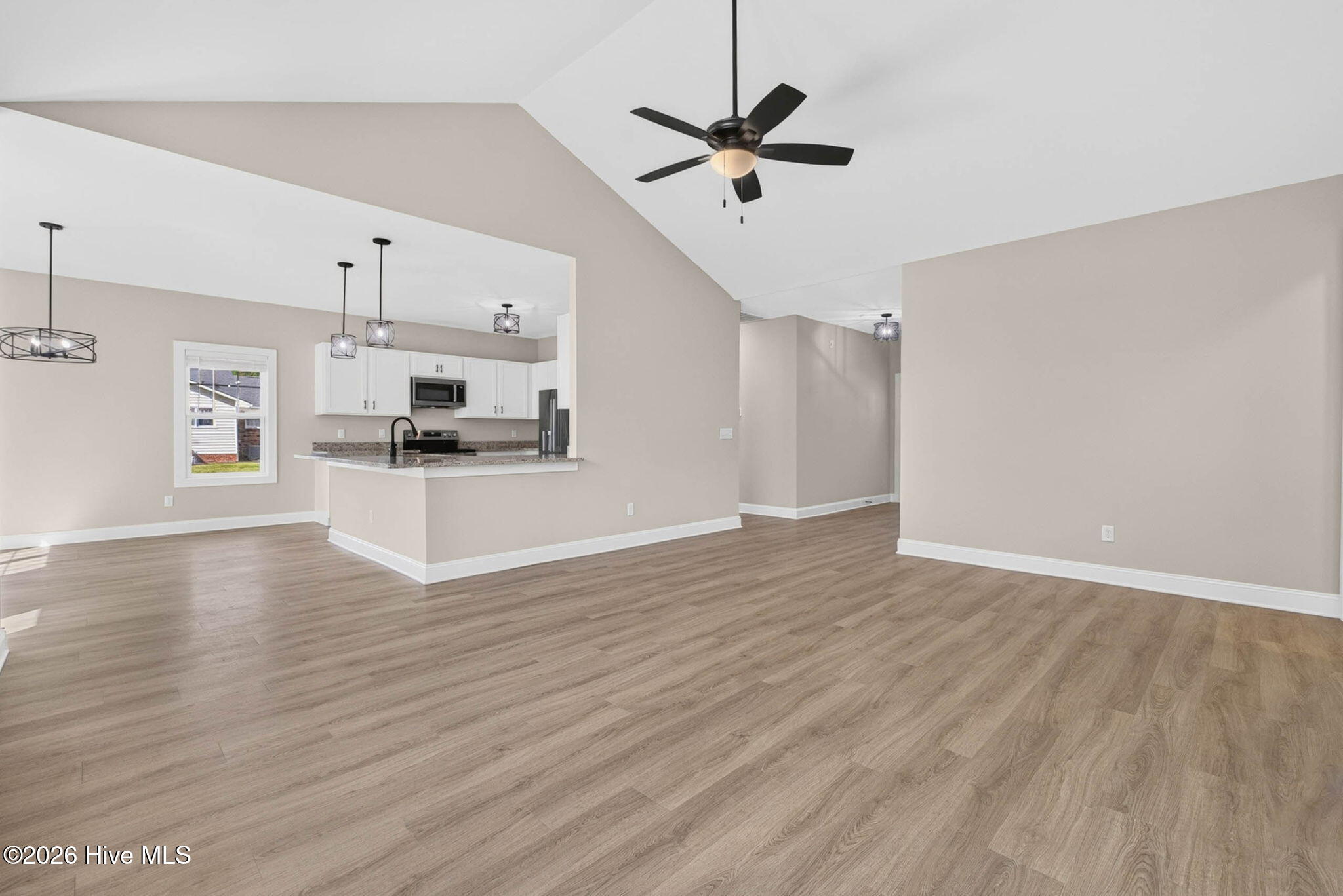342 Shore Court NW
