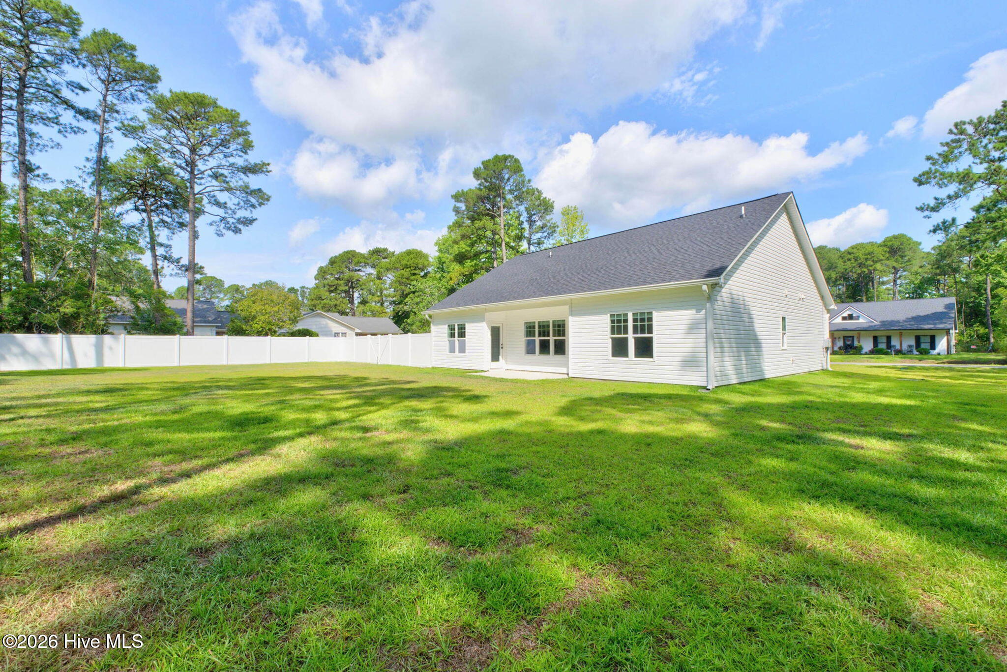342 Shore Court NW