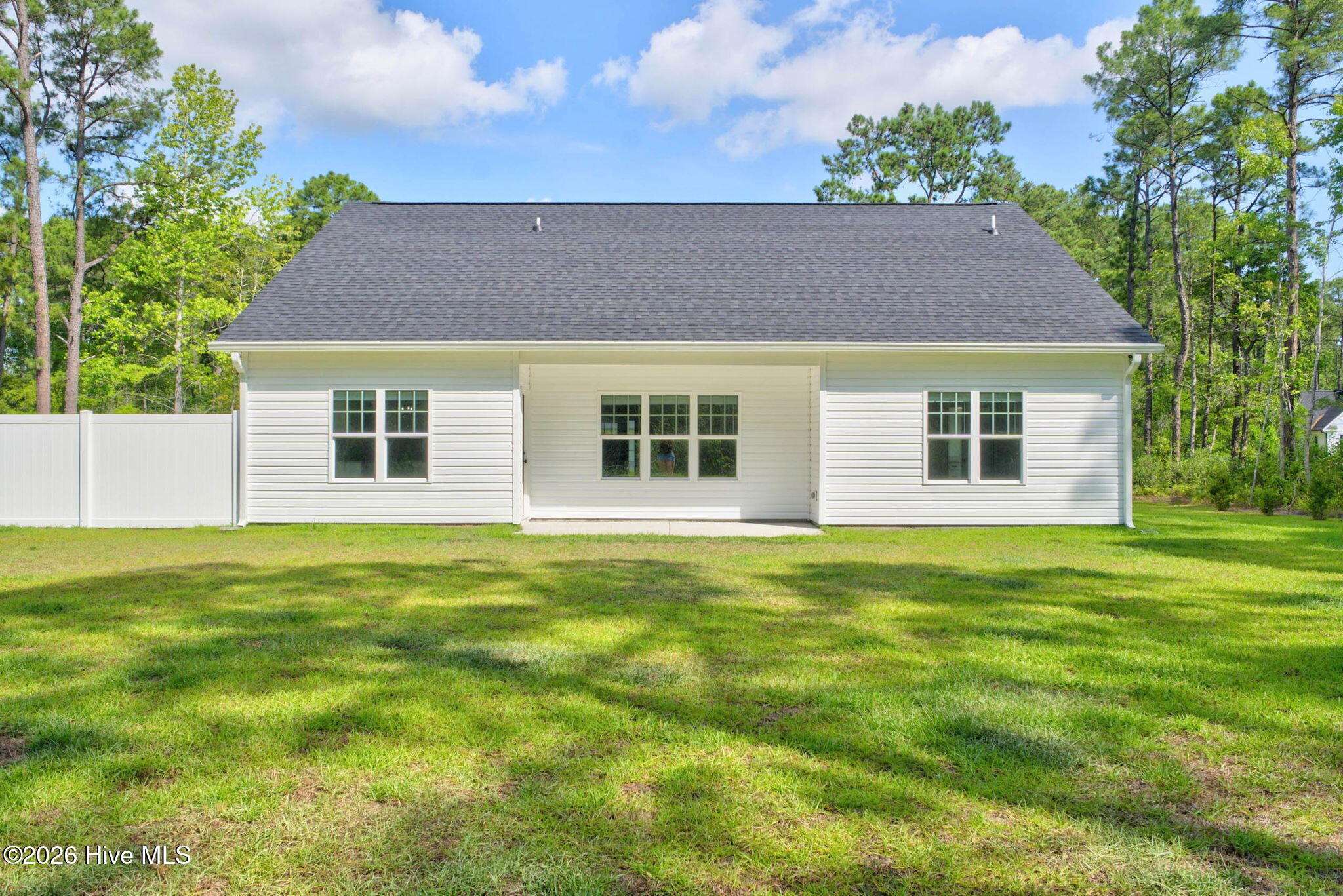 342 Shore Court NW