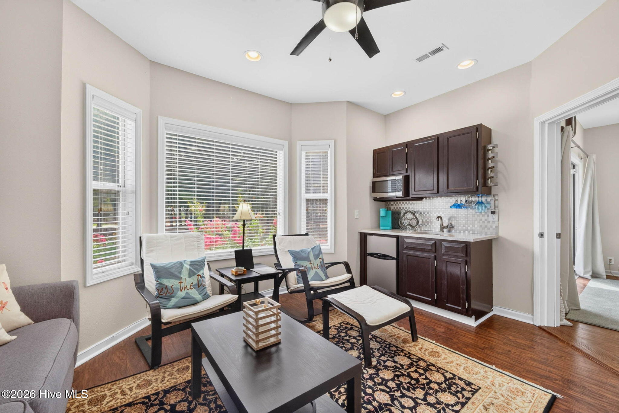 235 Kings Trail SW # 2104