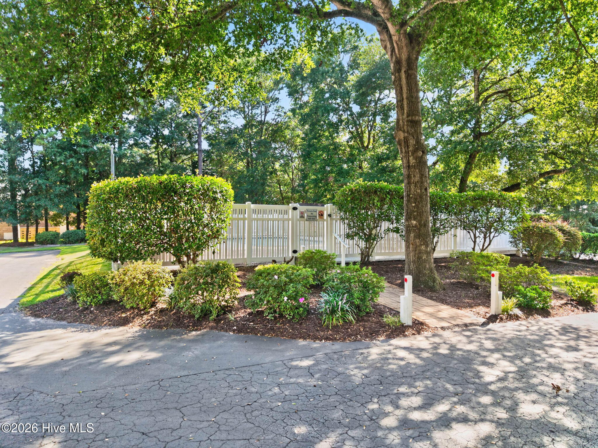 350 Sea Trail Drive E Apt 3