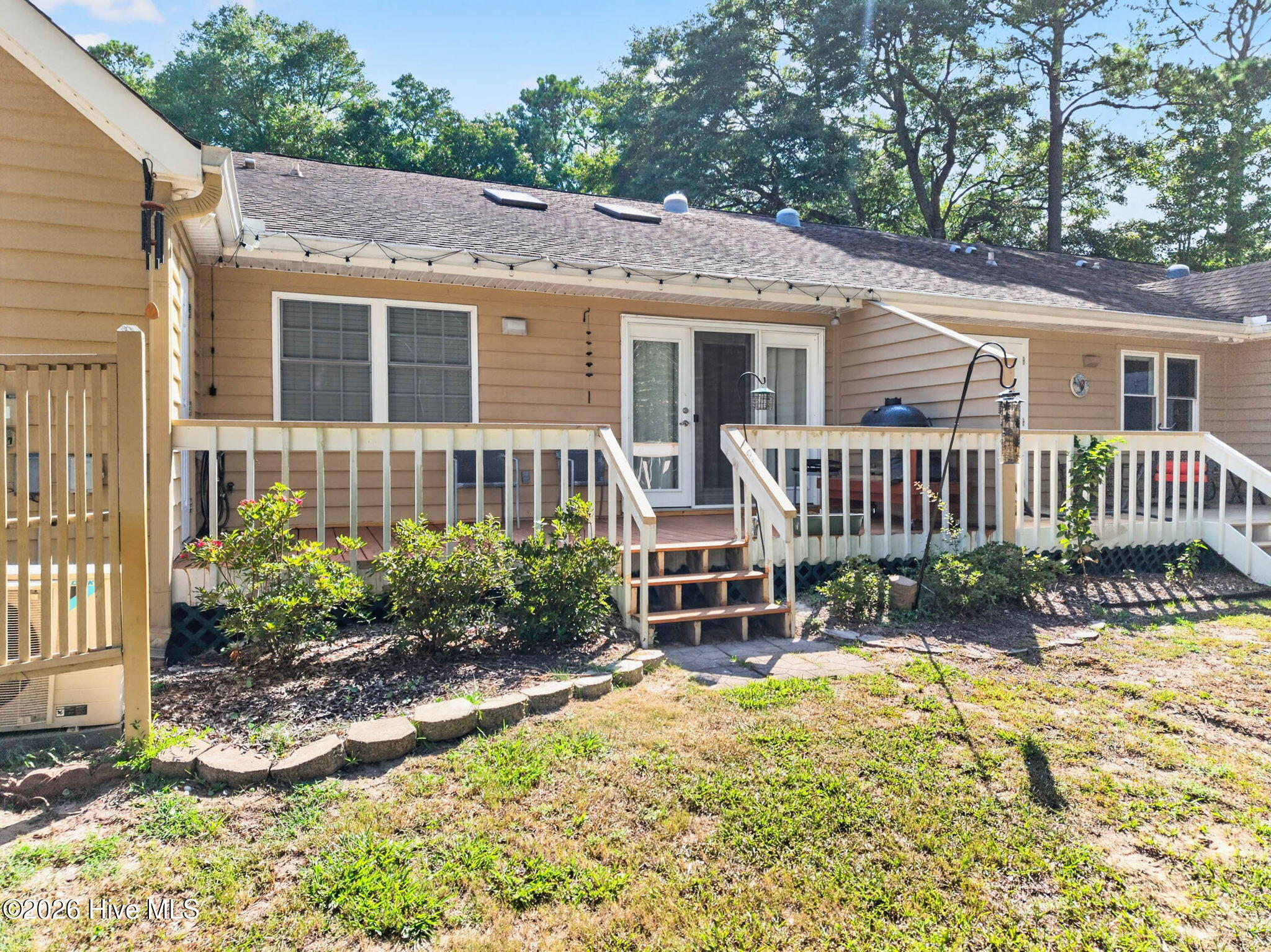 350 Sea Trail Drive E Apt 3
