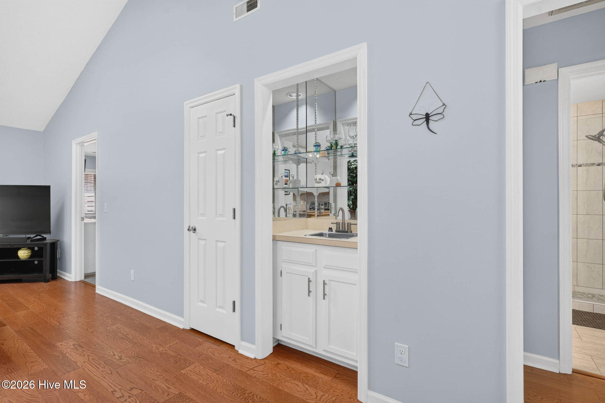 350 Sea Trail Drive E Apt 3