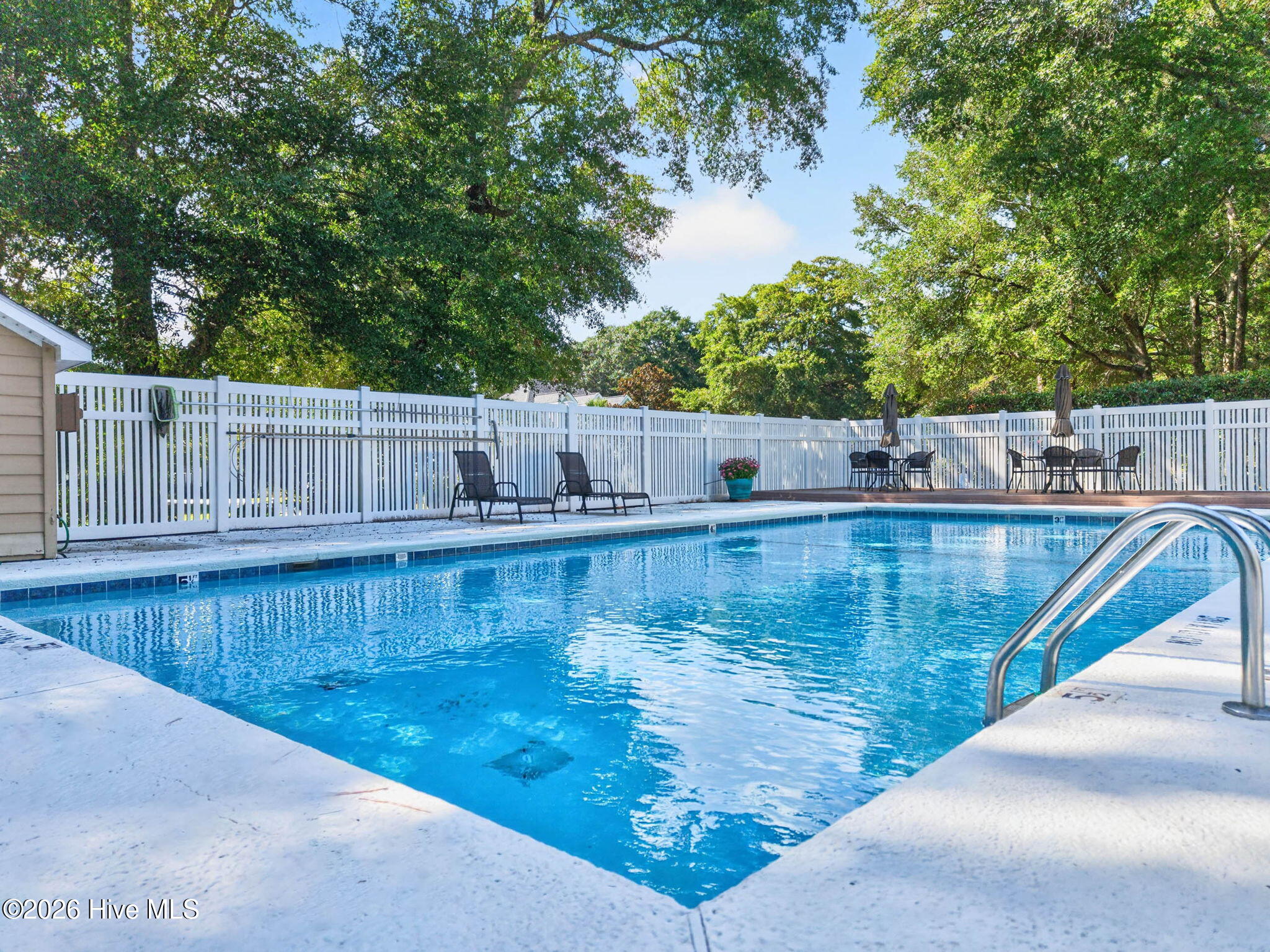 350 Sea Trail Drive E Apt 3