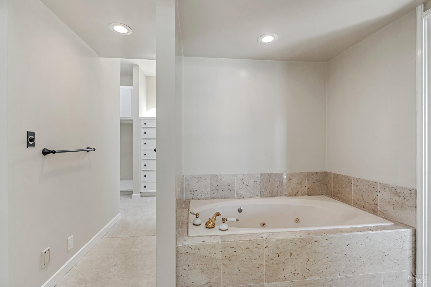 280 Belvedere Avenue