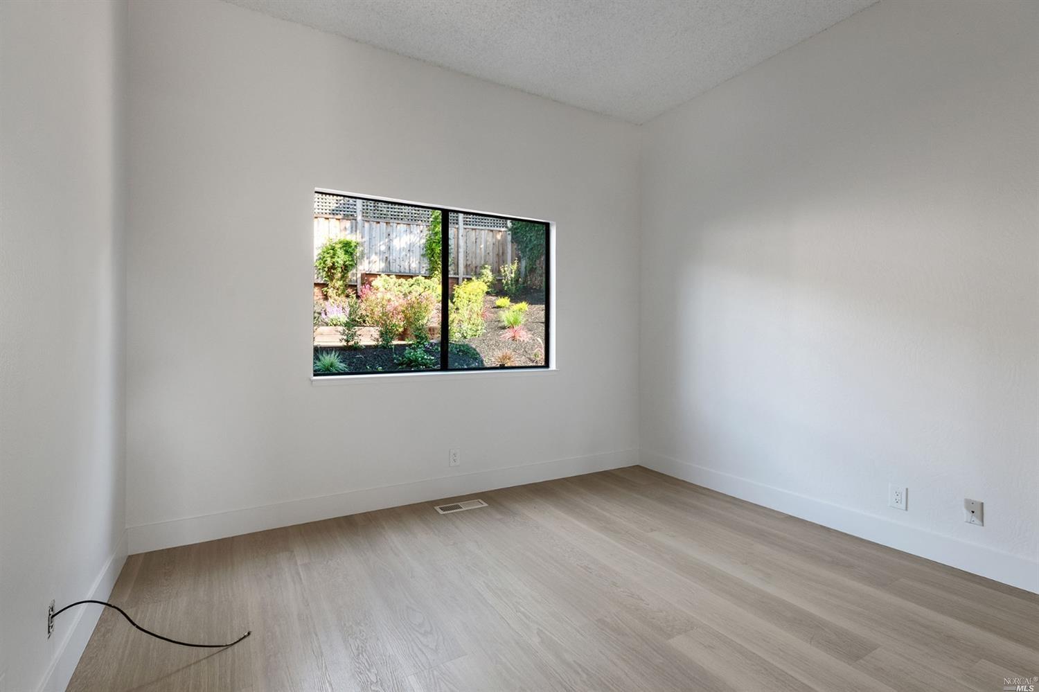 15 Linda Vista Avenue