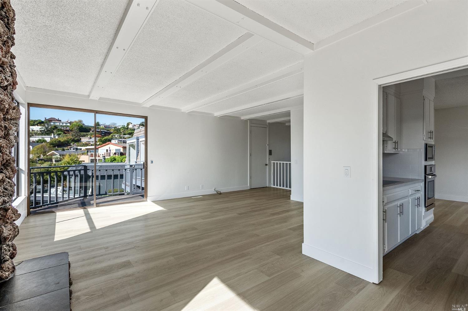 15 Linda Vista Avenue