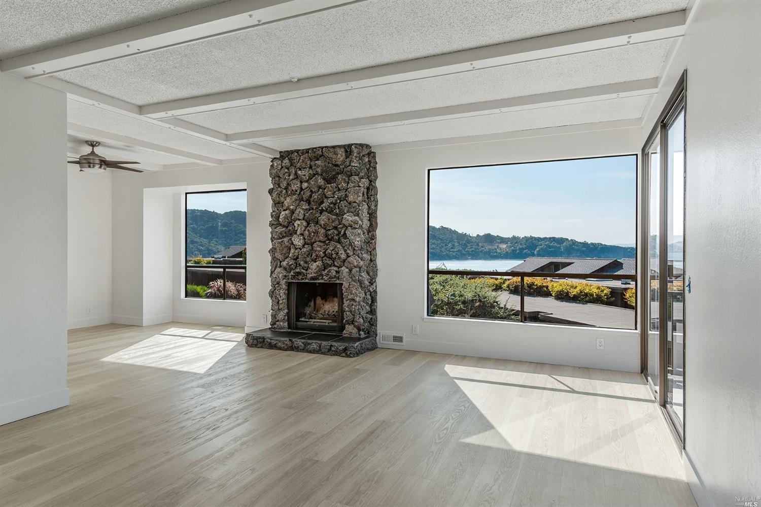 15 Linda Vista Avenue