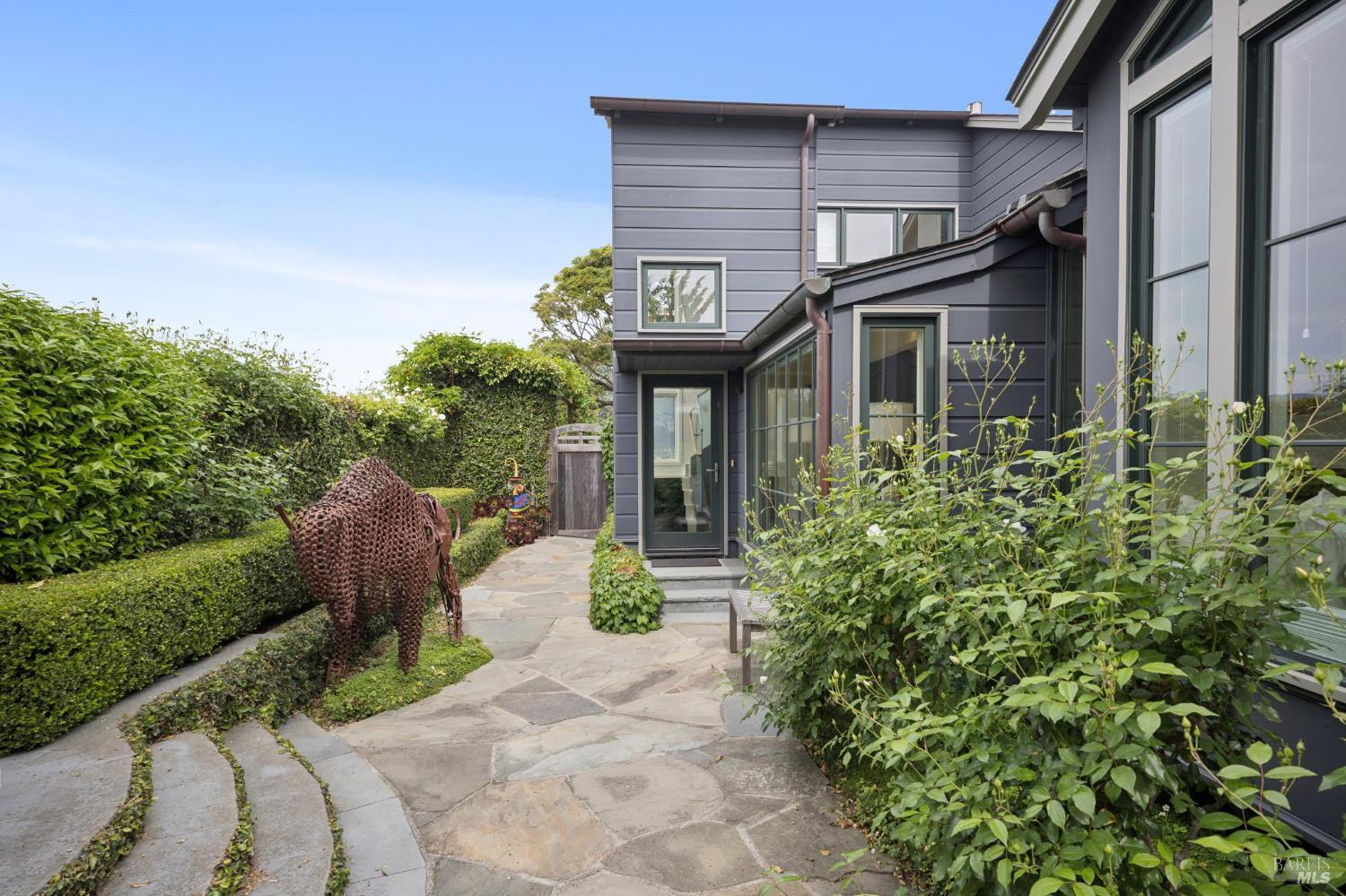 44 San Rafael Avenue