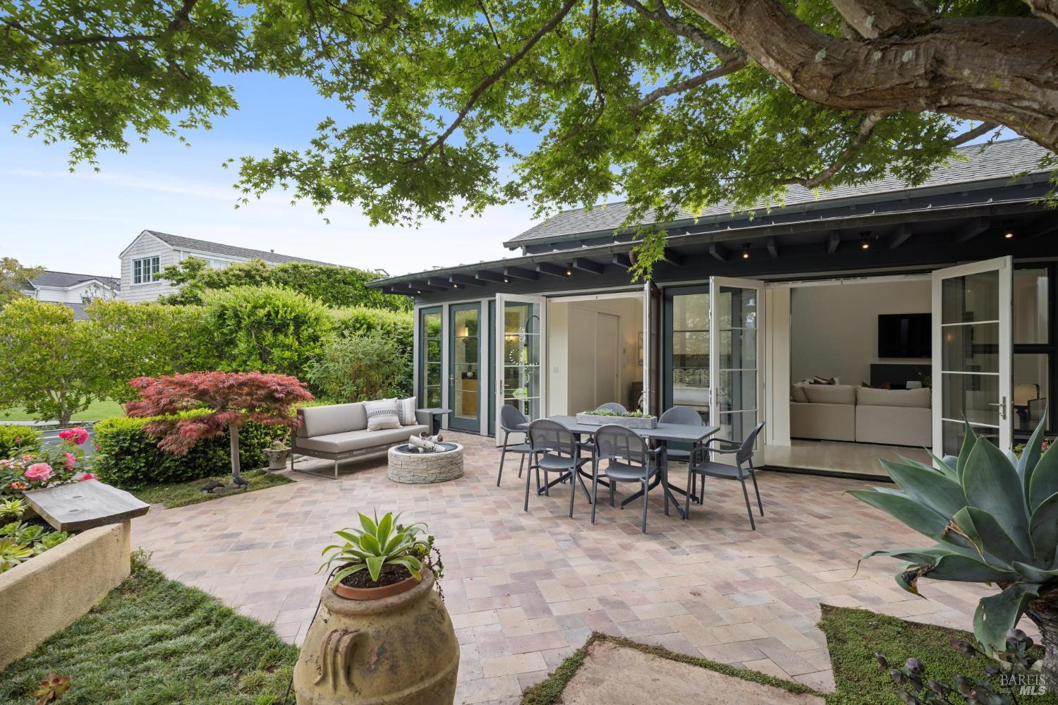 44 San Rafael Avenue