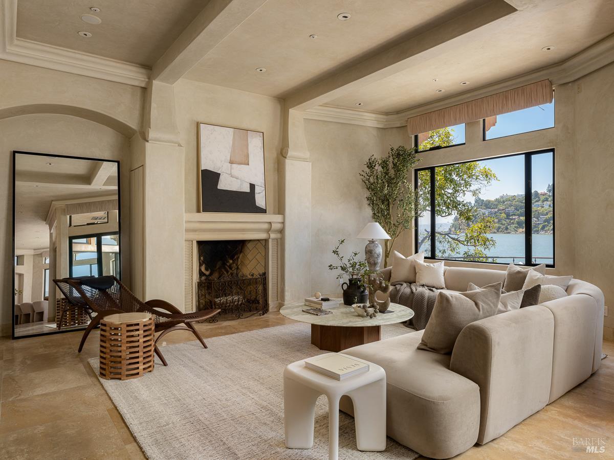 5 Bellevue Avenue