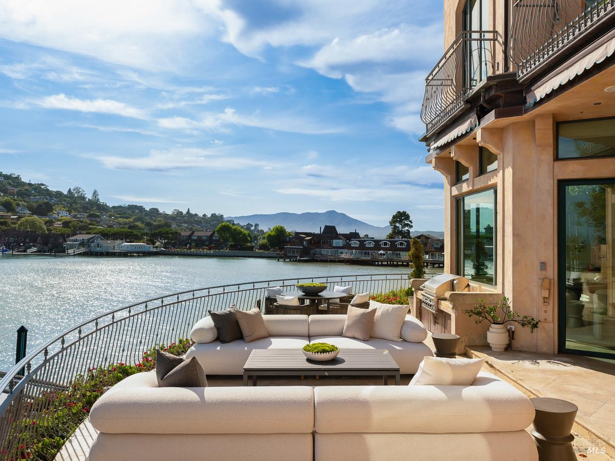 5 Bellevue Avenue