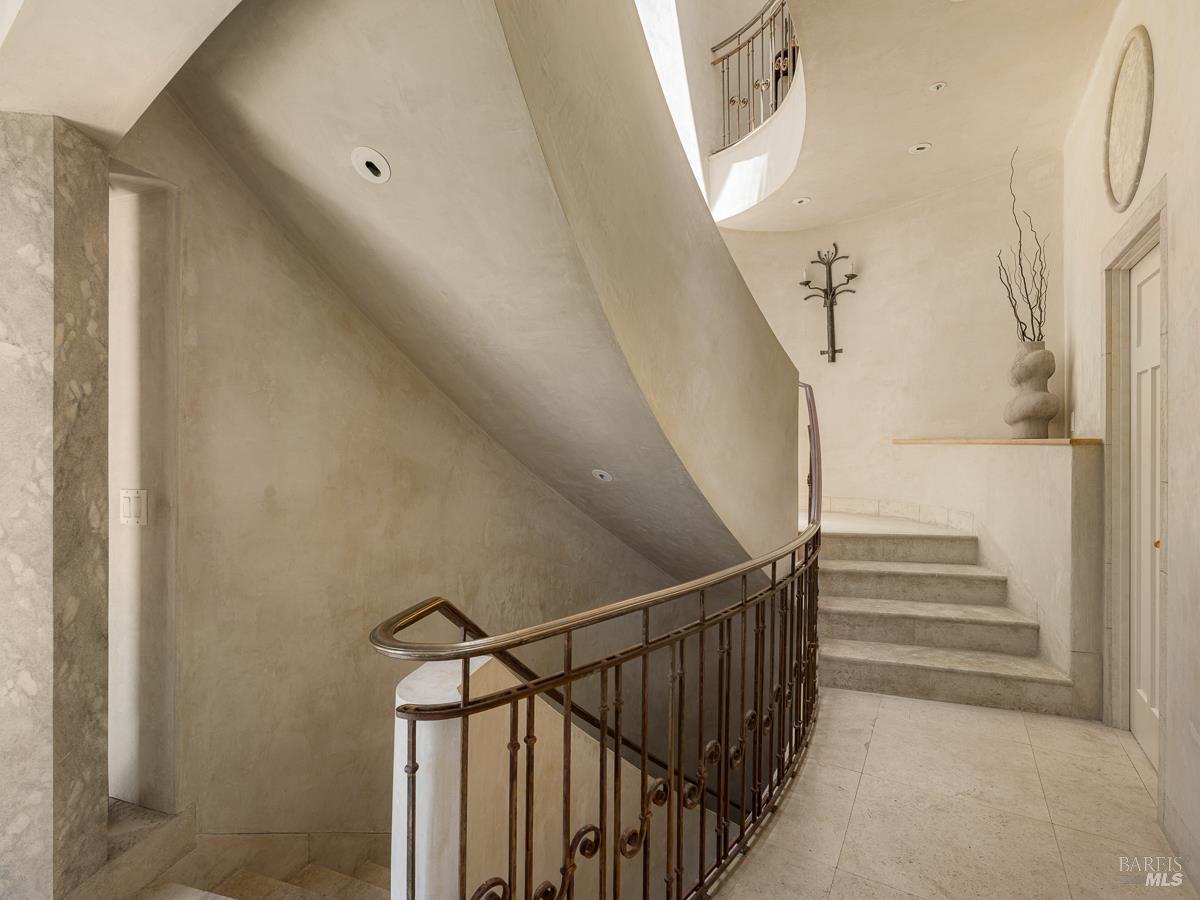 5 Bellevue Avenue
