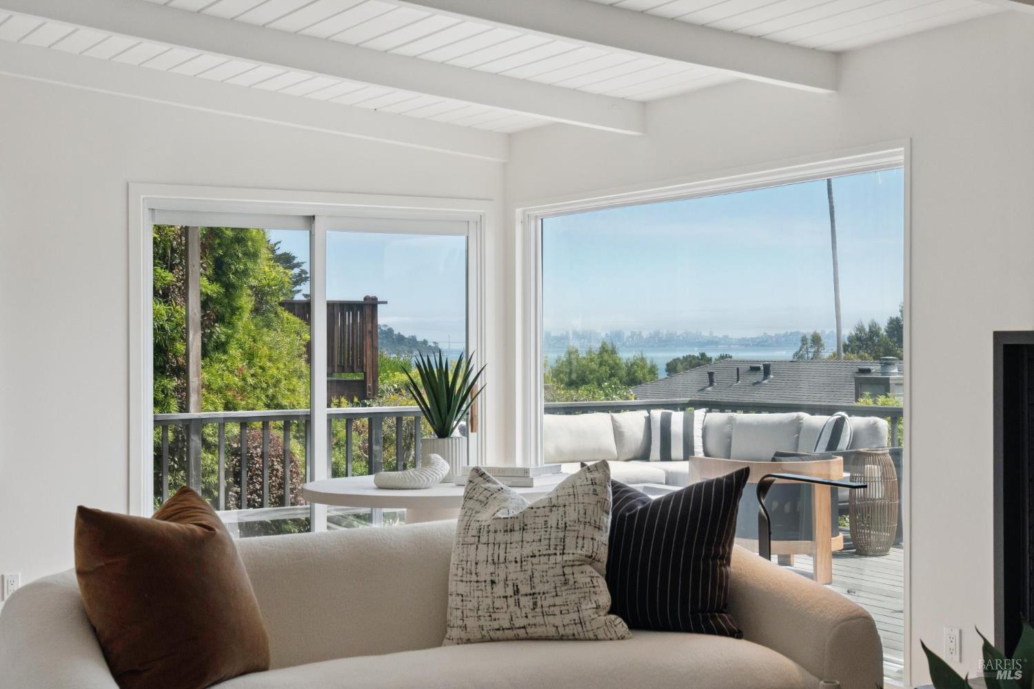 87 Bay Vista Drive