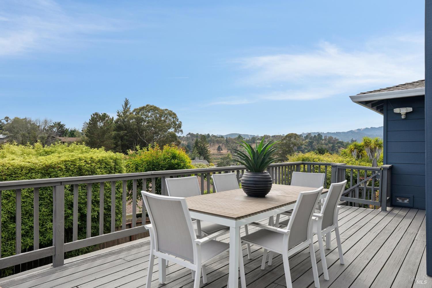 87 Bay Vista Drive