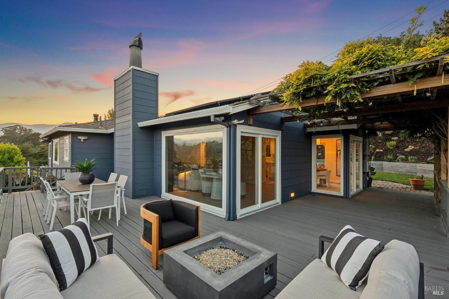 87 Bay Vista Drive