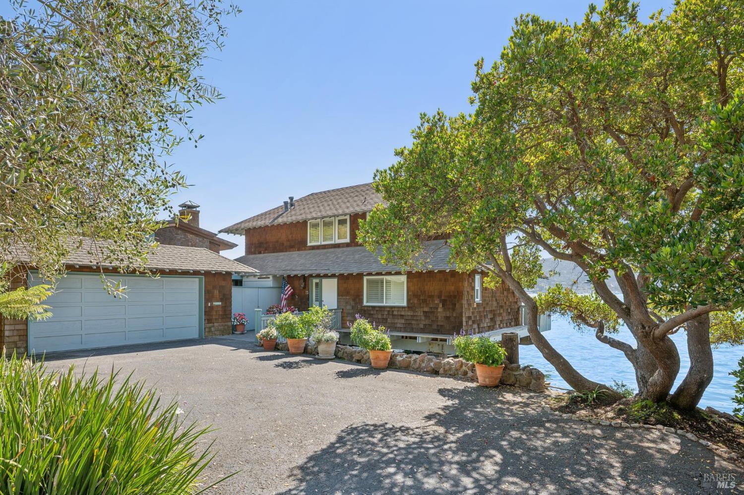 73 West Shore Road