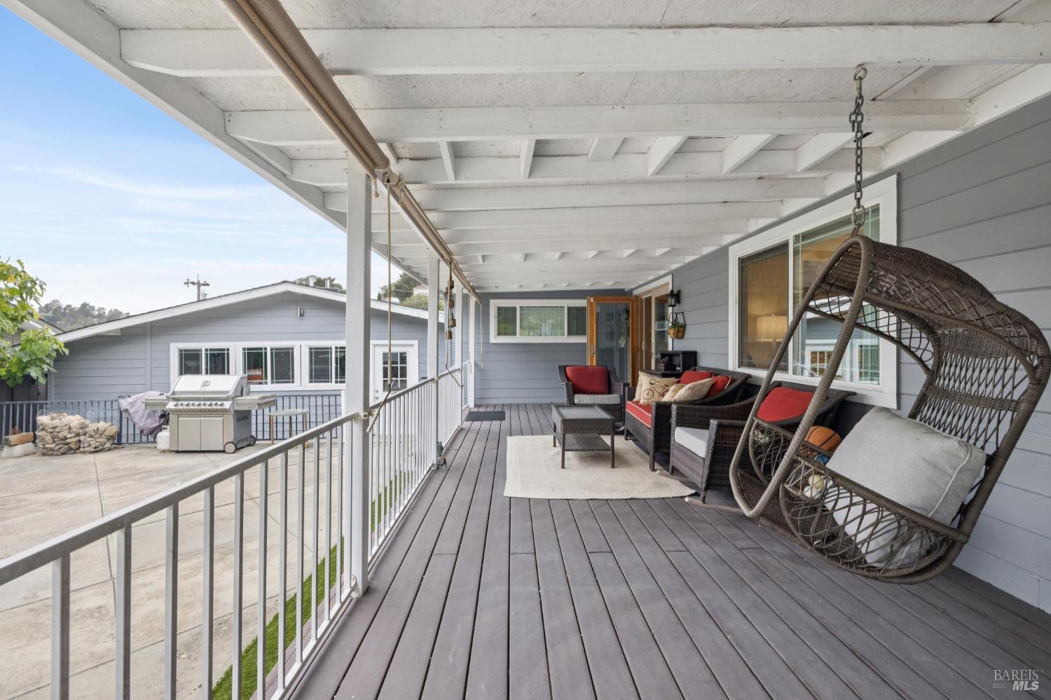 10 N Knoll Road