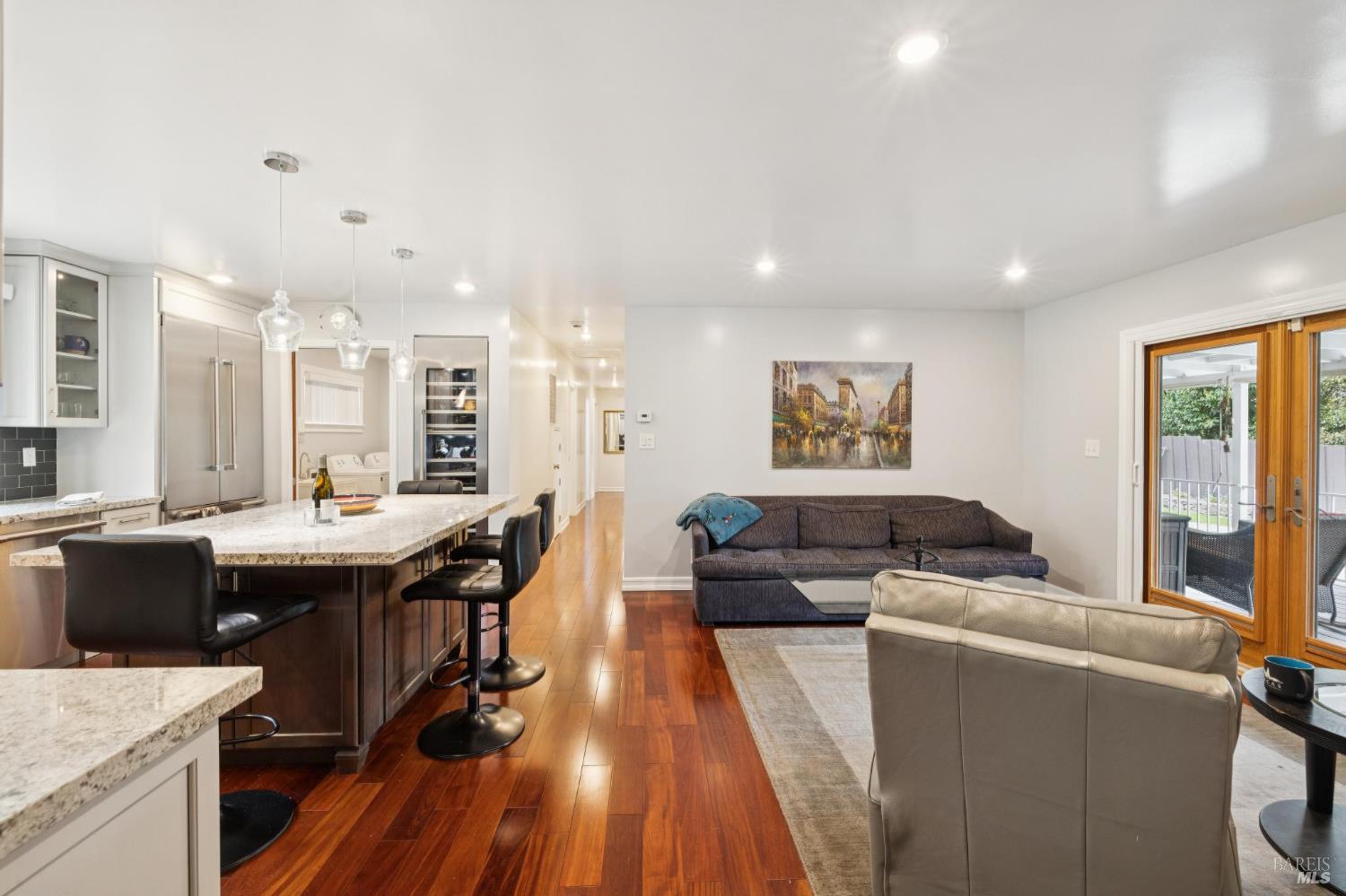 10 N Knoll Road