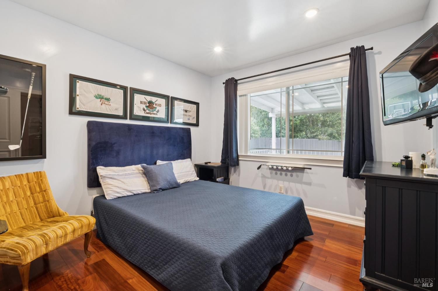 10 N Knoll Road