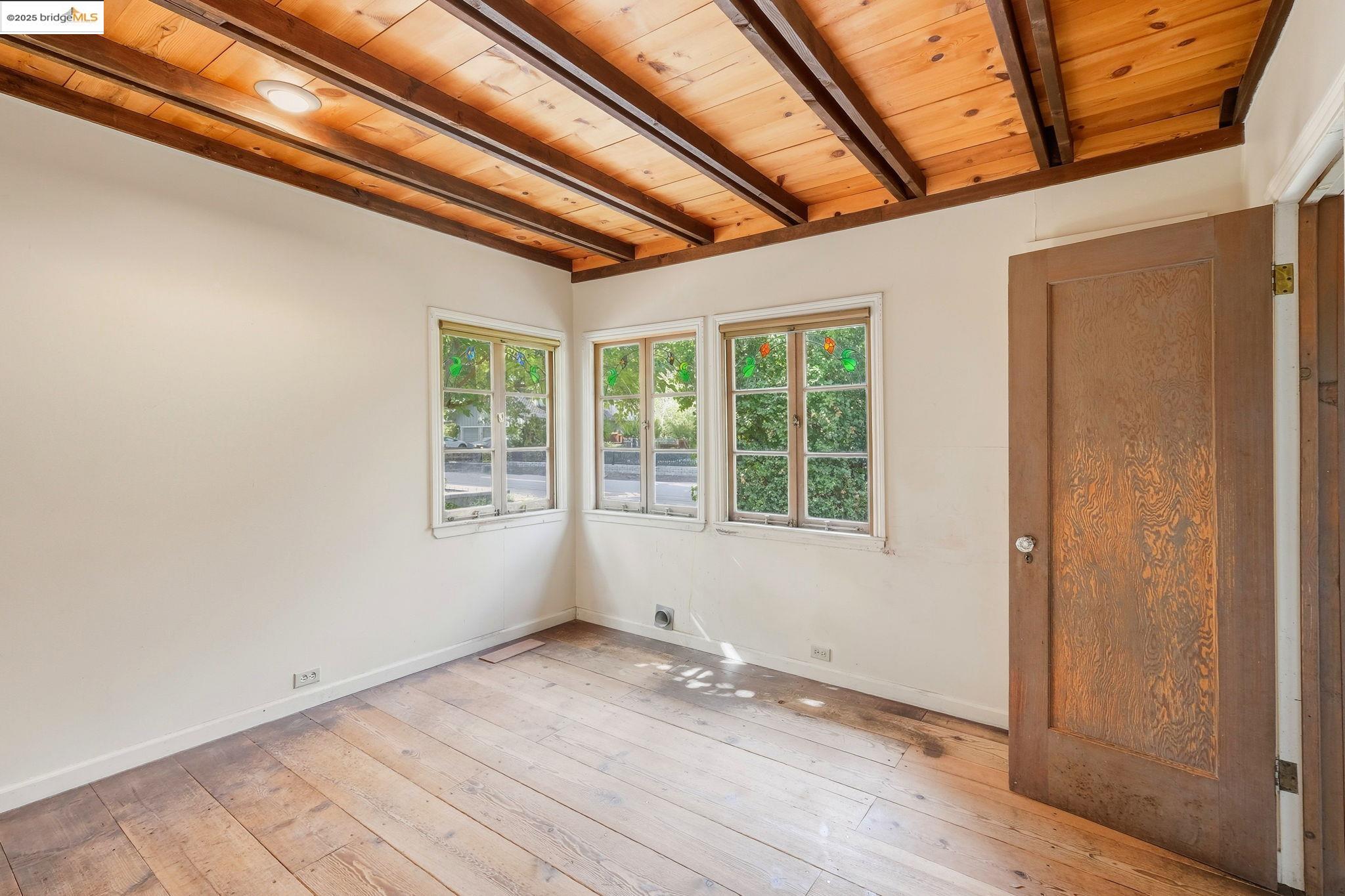 156 Lancaster Rd