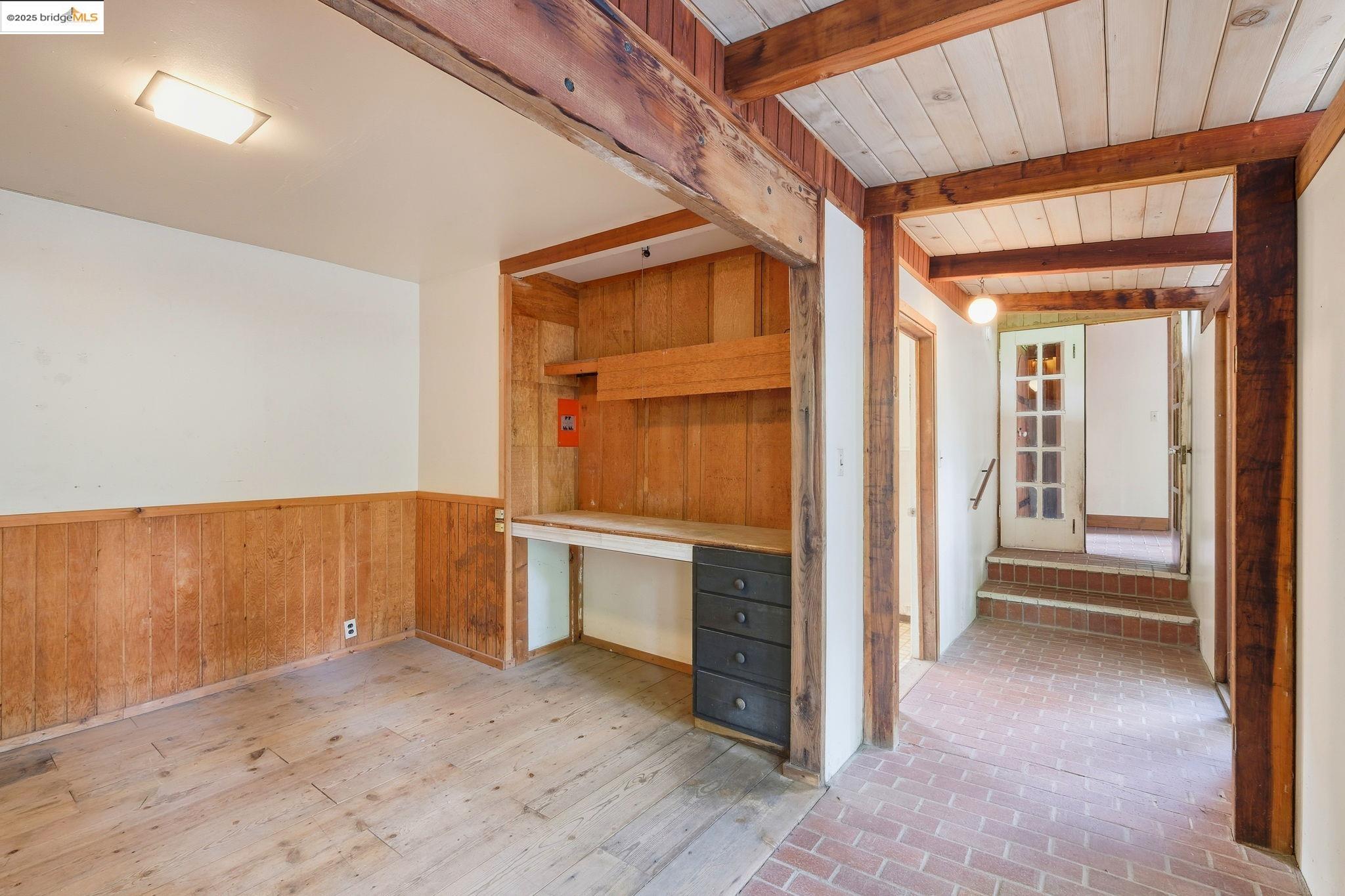 156 Lancaster Rd