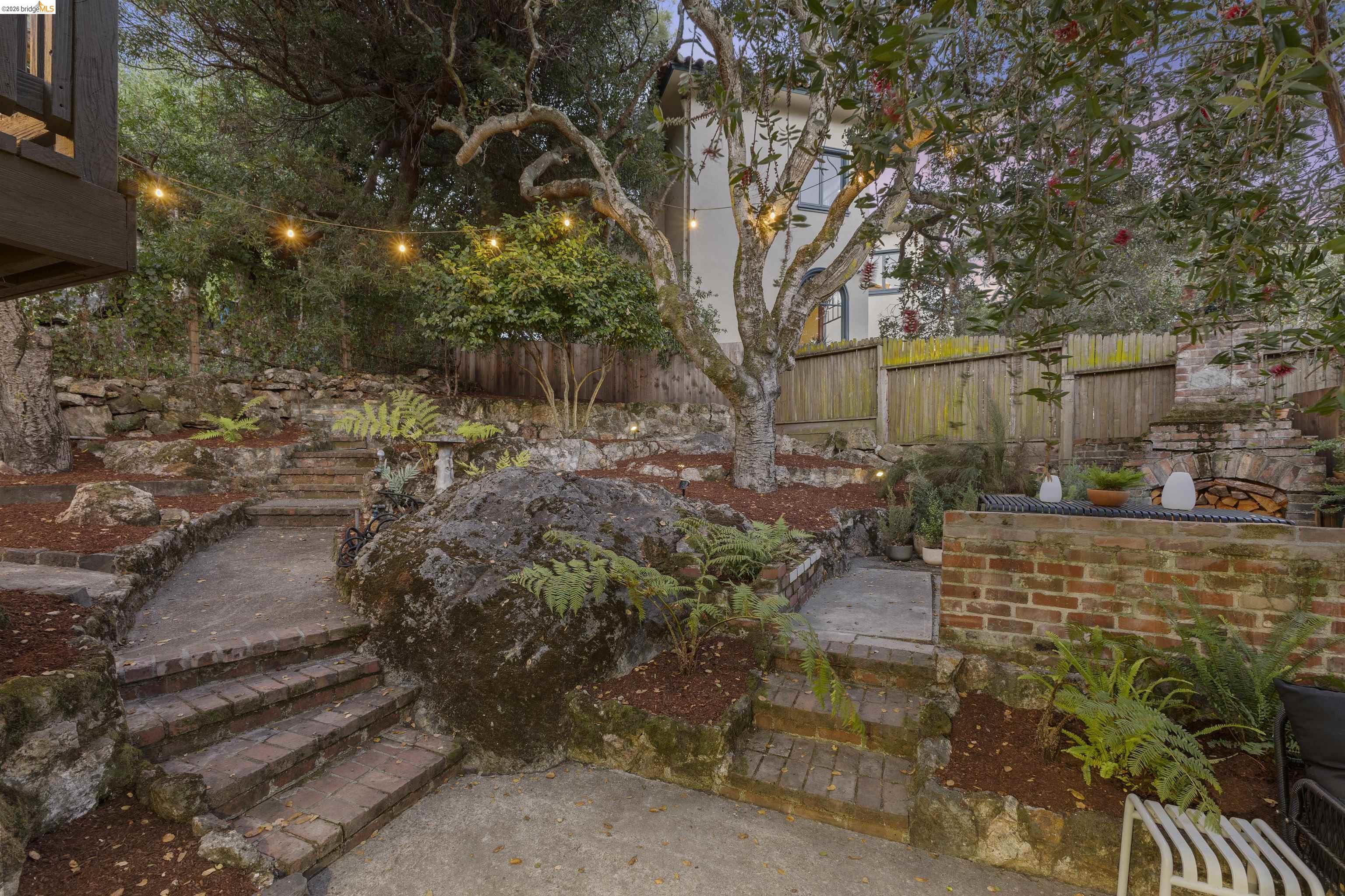 653 San Fernando Ave