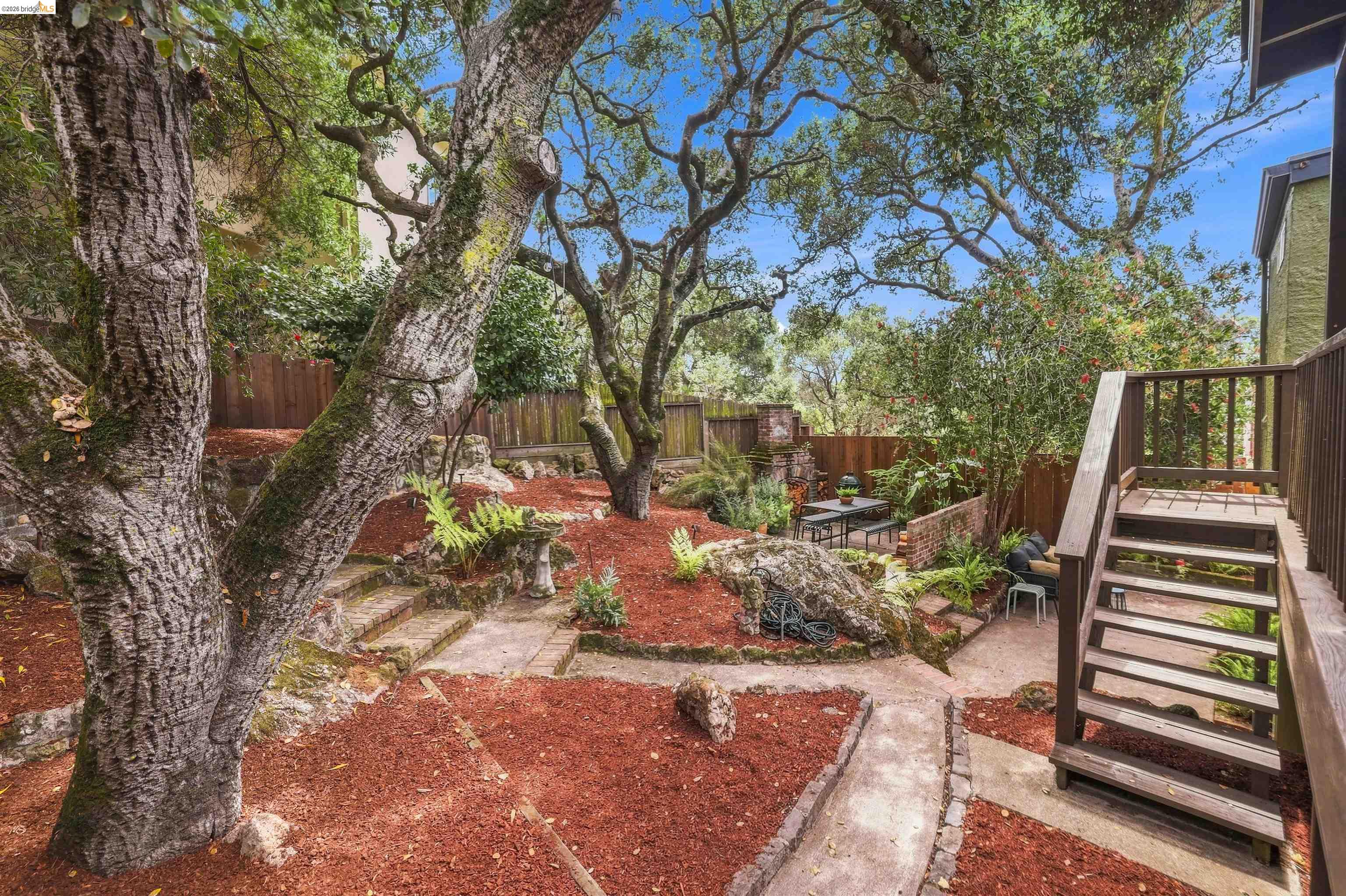 653 San Fernando Ave