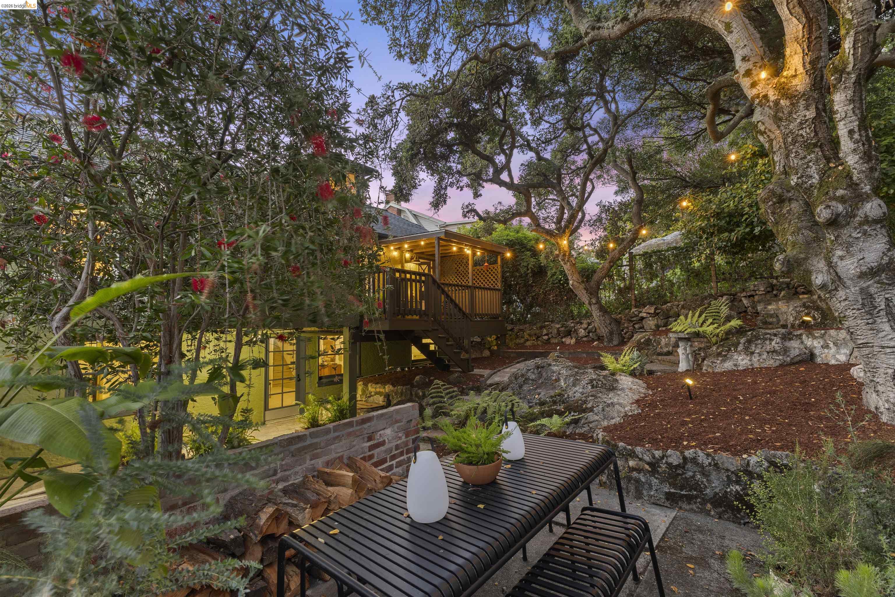 653 San Fernando Ave