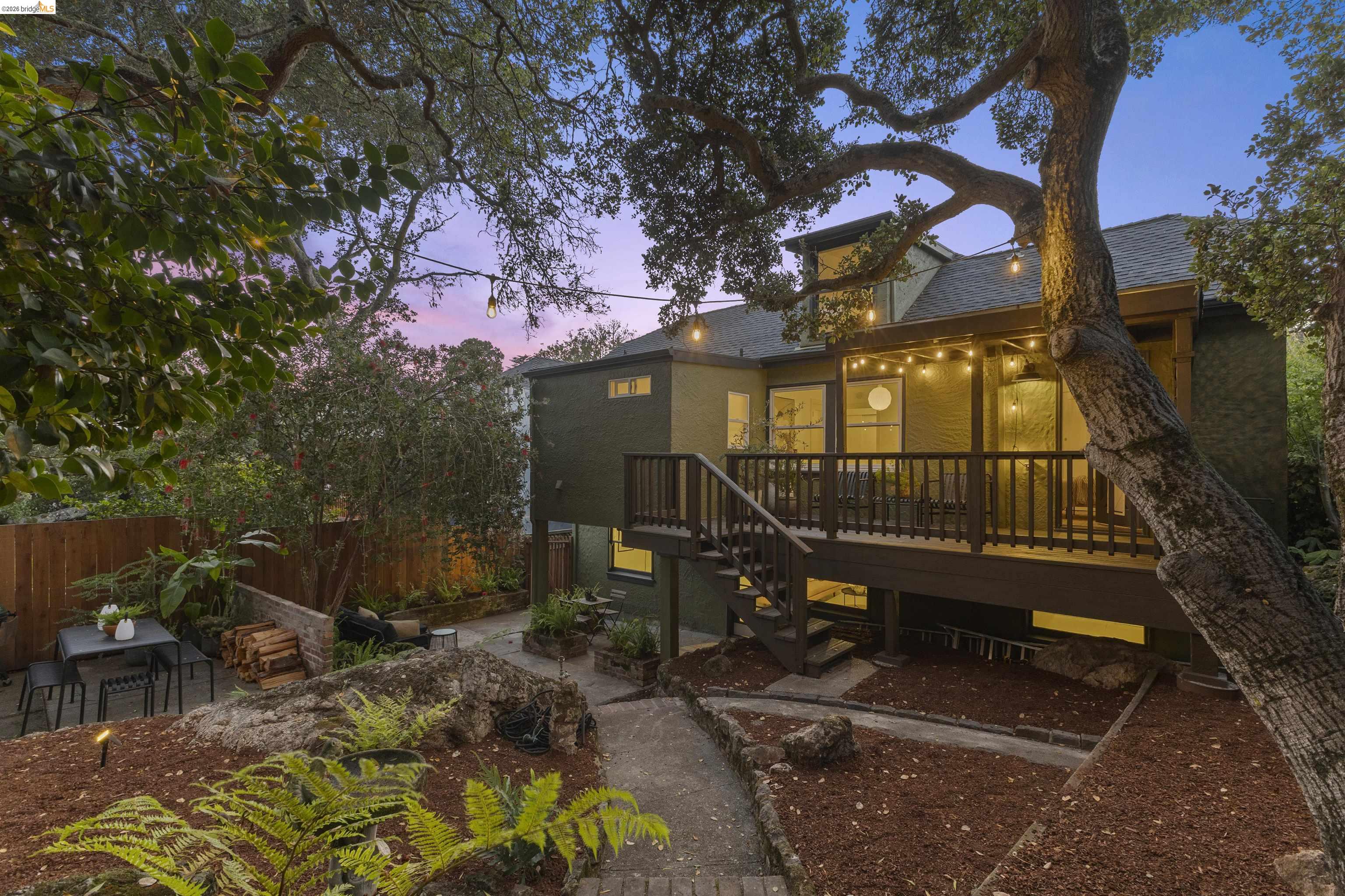 653 San Fernando Ave
