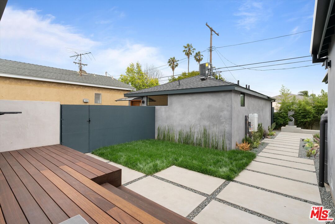 12836 Bonaparte Ave