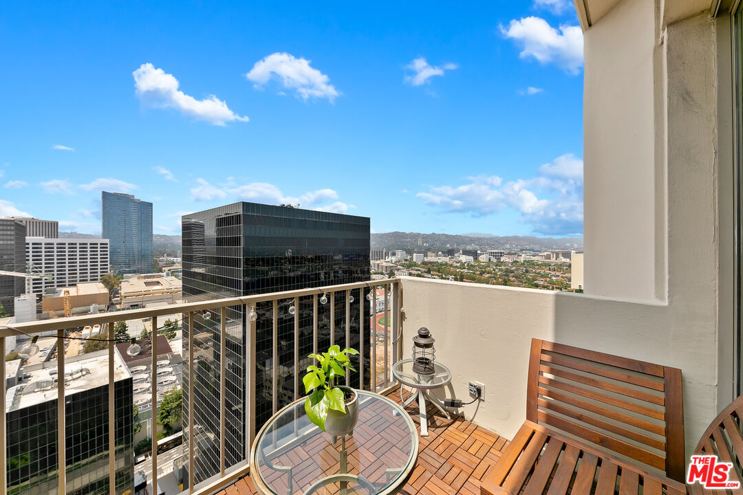 2160 Century Park Unit: 2101N