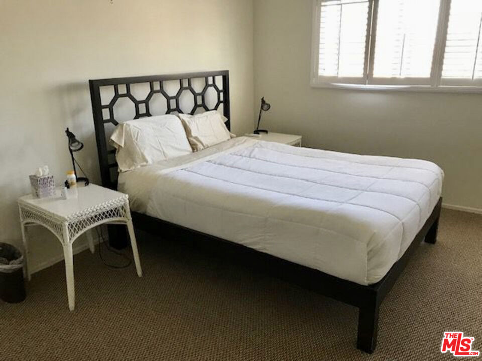 844 16th St Unit: 4