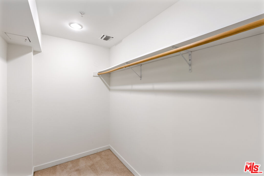 1610 Broadway Unit: #103