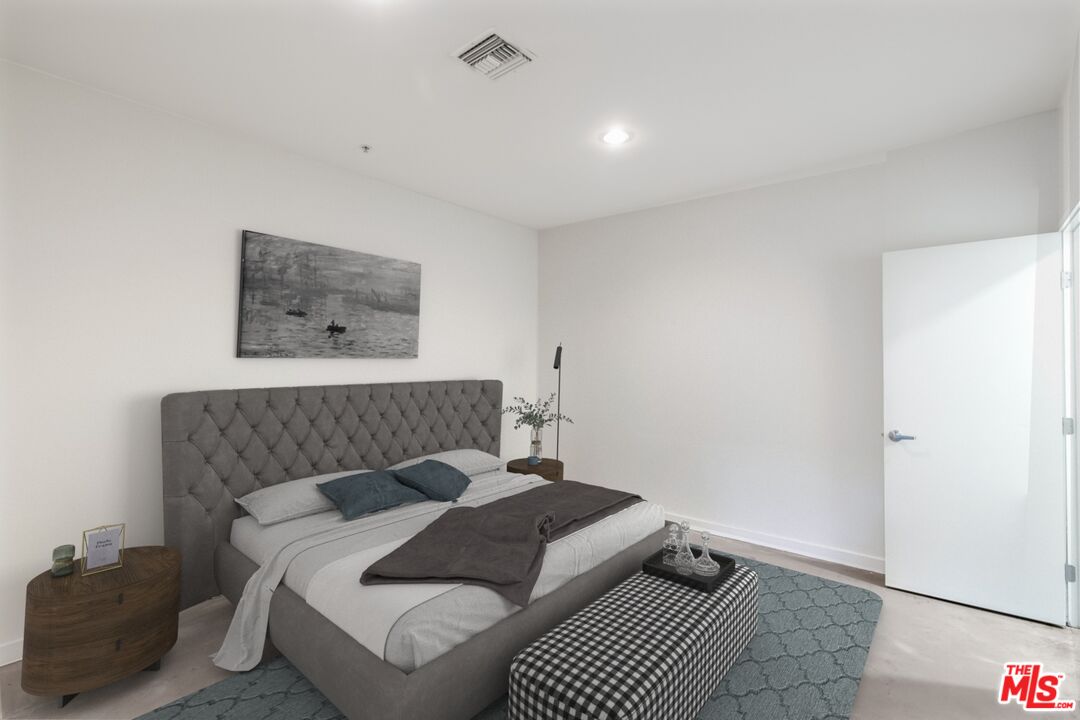 1610 Broadway Unit: #103