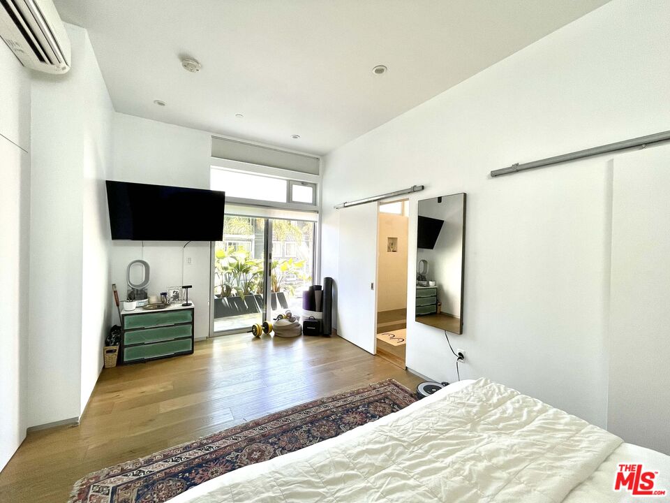 918 7th Ave