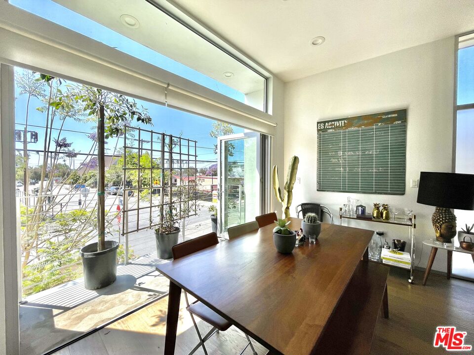 918 7th Ave