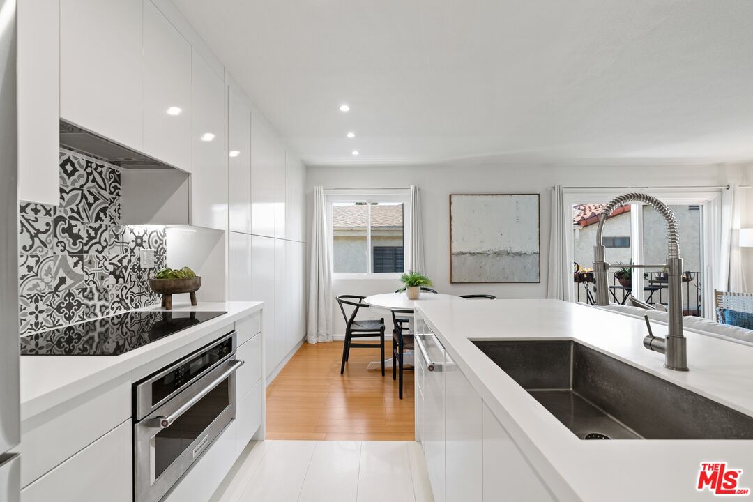 1231 Euclid St Unit: 7