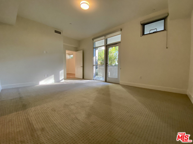 8017 W NORTON AVE Unit: 104