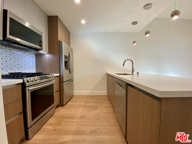 8017 W NORTON AVE Unit: 104