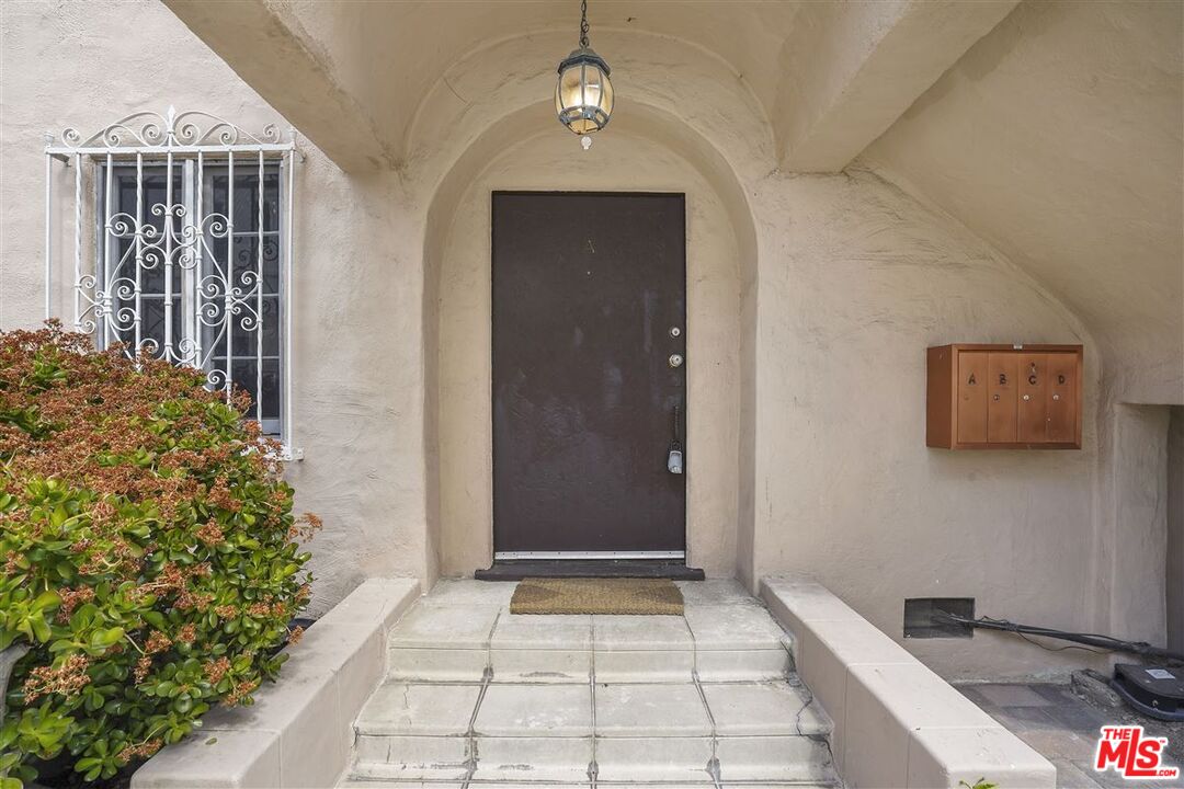 203 S Arnaz Dr Unit: A