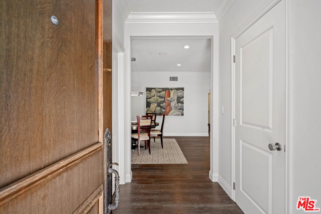 11863 Darlington Ave Unit: PH404