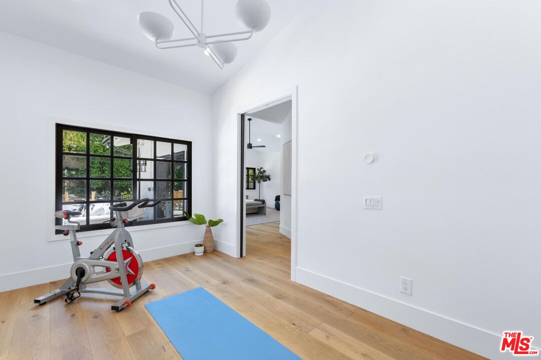 10928 Seguro Dr