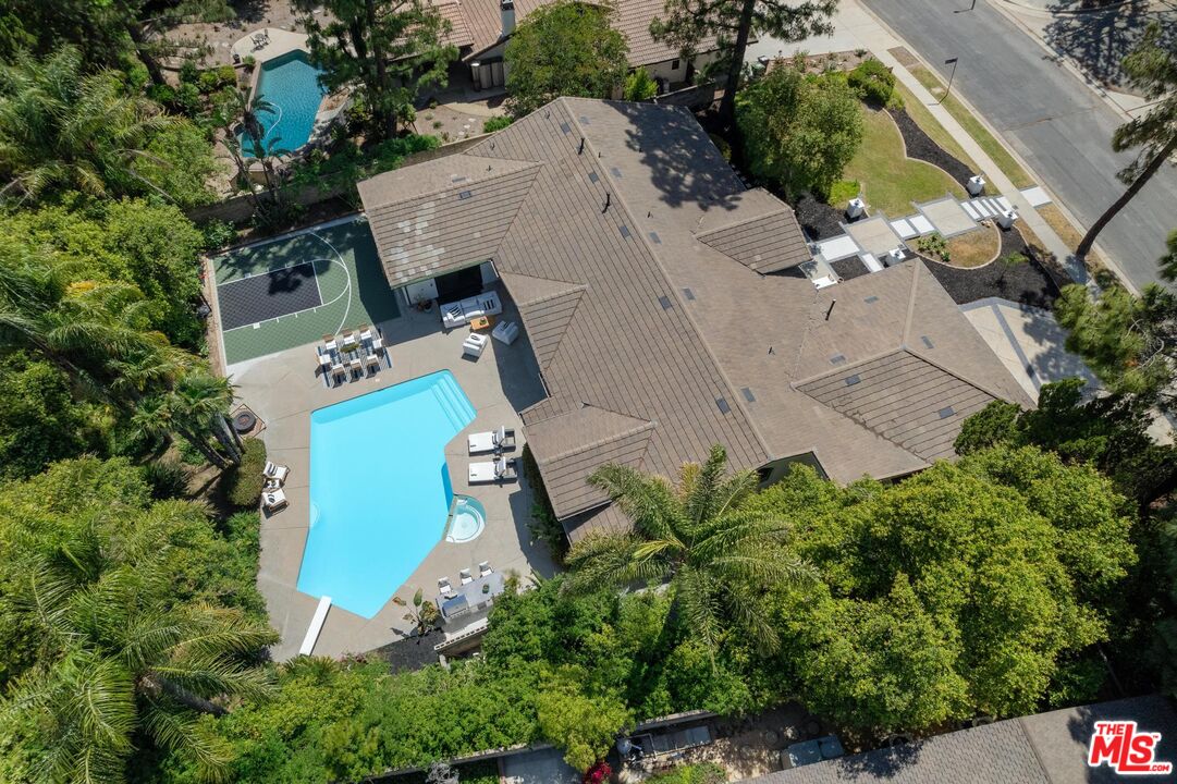 10928 Seguro Dr