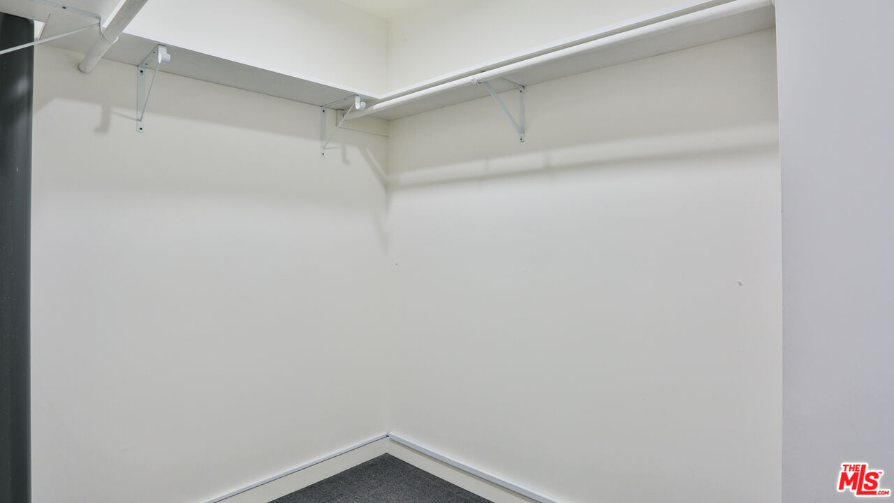1610 Broadway Unit: 102